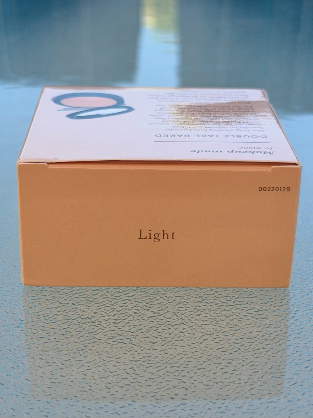 Laura Geller Versatile Powder Foundation - Peach Ombre - Picture 4 of 5